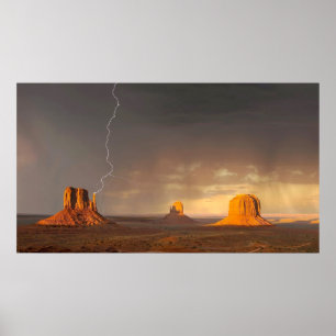 Aangepaste foto, blikseminslag in Monument Valley. Poster