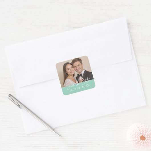 Aangepaste foto De datum opslaan Modern Script Vierkante Sticker (Envelop)