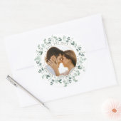 Aangepaste foto Eucalyptus bruiloft Sla de datum o Ronde Sticker (Envelop)