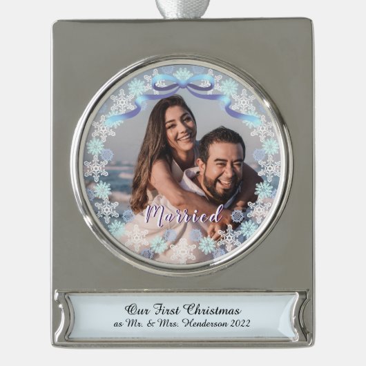 Aangepaste foto met 1 Kerstfeest gehuwd lichtblauw Verzilverd Banner Ornament (Voorkant)