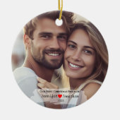 Aangepaste foto Onze eerste kerst verloofd Keramisch Ornament (Voorkant)
