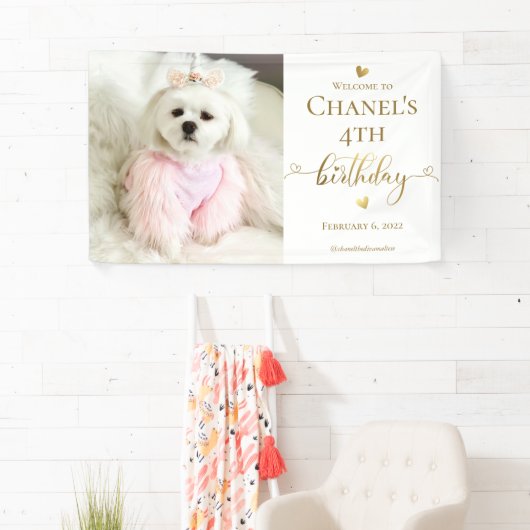 Aangepaste foto Pet Dog Birthday Typografie Gold Spandoek (Insitu)