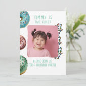 Aangepaste Foto Twee Schattigee 2e Verjaardag Part Kaart (Staand voorkant)