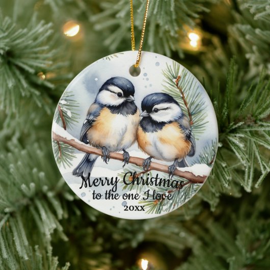 Aangepaste gedateerde Schattigee Chickadee BirdsOn Keramisch Ornament (Boom)