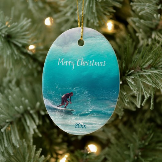 Aangepaste gedateerde Surfer Surfing Wave Curl Oce Keramisch Ornament (Boom)