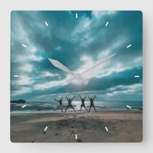 Aangepaste gepersonaliseerde vierkante wandklok Vo Klok