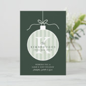Aangepaste gestreepte monogram ornament kerstkaart (Staand voorkant)