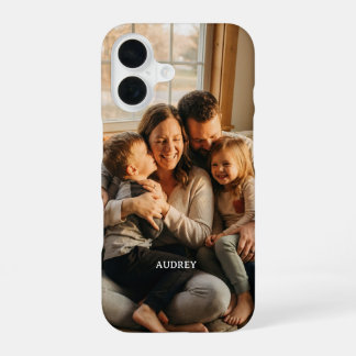Aangepaste gezelfoto met aangepaste naam iPhone 16 hoesje