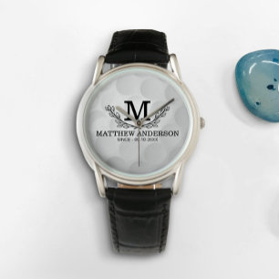 Aangepaste Golf Ball Pattern Name Monogram Age Horloge