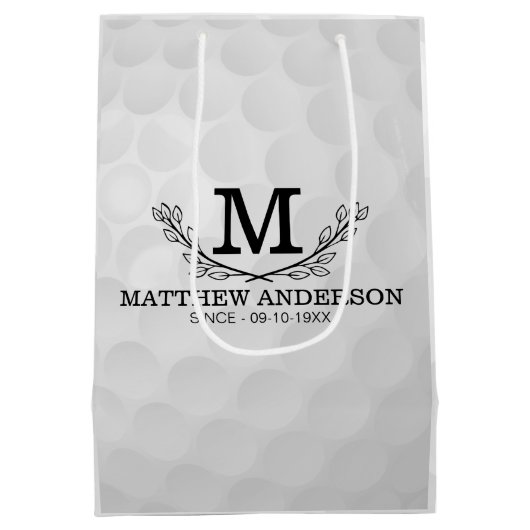 Aangepaste Golf Ball Pattern Name Monogram Age Medium Cadeauzakje (Achterkant)