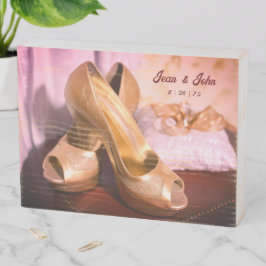 Aangepaste Gouden Trouwschoenen Houten Kist Print
