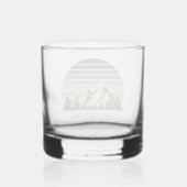 Aangepaste Green Forest Mountain Cabin Whisky Glas (Achterkant)