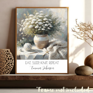 Aangepaste grillige witte bloemen in vaas en breie perfect poster