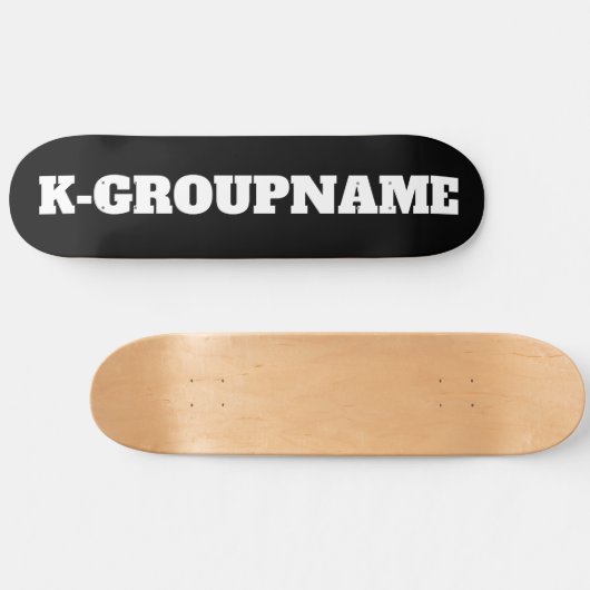 AANGEPASTE GROEPSNAAM KPOP (MINIMALIST) SKATEBOARD (Horizontaal)