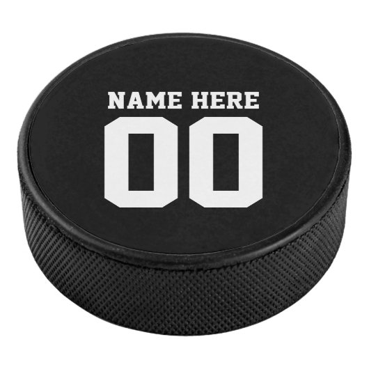Aangepaste hockey puck met jersey nummer en naam (3/4)
