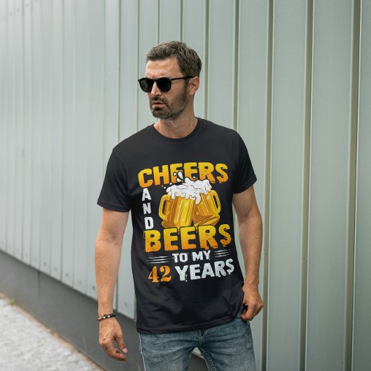 Aangepaste jaren proost en bier op mijn verjaardag t-shirt