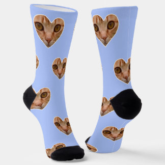 Aangepaste kattenfoto op lichtblauwe crew sokken
