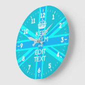 Aangepaste Keep Calm Jouw tekst UK Flag Sky Blue Grote Klok (Hoek)