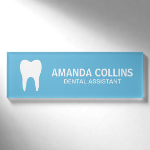 Aangepaste kleur tand logo tandheelkundige assiste naambadge