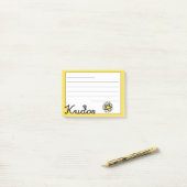 Aangepaste kleurenherkenning van werknemers na her post-it® notes (Op bureau)