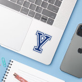 Aangepaste kleurenletter Y sportieve college lette Sticker (Laptop met iPhone)