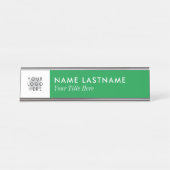 Aangepaste Logo Bright Kelly Green White Minimalis Bureau Naambordje (Voorkant)