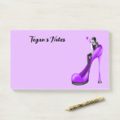 Aangepaste mode diva in stiletto paars post-it® notes (Op bureau)