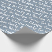 Aangepaste moderne familienaam Dusty Blue Cadeaupapier (Hoek)