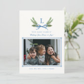 Aangepaste Monogram Crest foto vakantie kaarten (Staand voorkant)