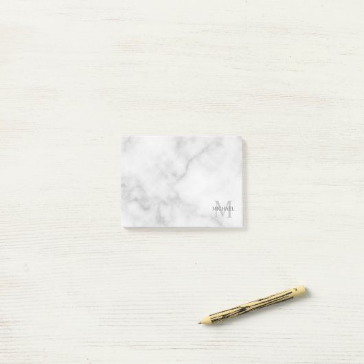 Aangepaste monogram- en naamakerij post-it® notes (Op bureau)