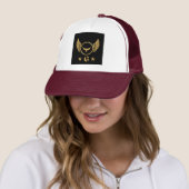 Aangepaste Monogram "G" Initiaal letter Printed-Pe Trucker Pet (In situ)