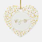 Aangepaste monogram goudharten Confetti bruiloft Keramisch Ornament (Achterkant)