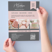 Aangepaste Monogram Logo Bakkerij Grijs Roze Flyer (Hand)