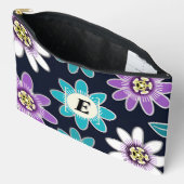 Aangepaste Monogram Passiebloem Bloem Groot Etui (Open)