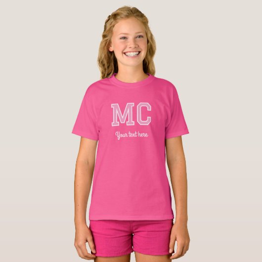 Aangepaste Monogrammed Naam Tekst Roze Graphic T-shirt (Voorkant volledig)