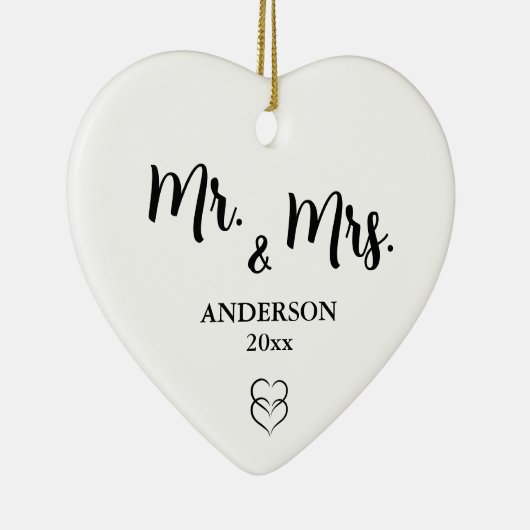 Aangepaste Mr & Mrs Kerstmis Naam en Jaar Keramisch Ornament (Rechts)
