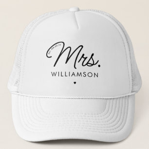 Aangepaste Mrs Est. Modern Elegant Script Pas getr Trucker Pet