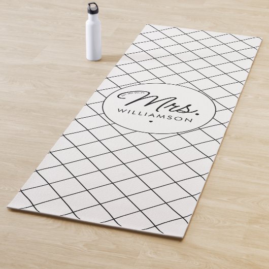 Aangepaste Mrs Est. Modern Elegant Script Pas getr Yogamat (In situ)