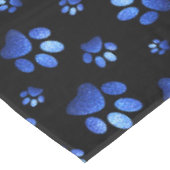 Aangepaste naam, blauwe glitter-hondenpoten tafelkleed (Gekanteld)