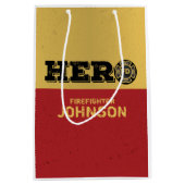 Aangepaste naam, brandweerman Hero Medium Cadeauzakje (Voorkant)