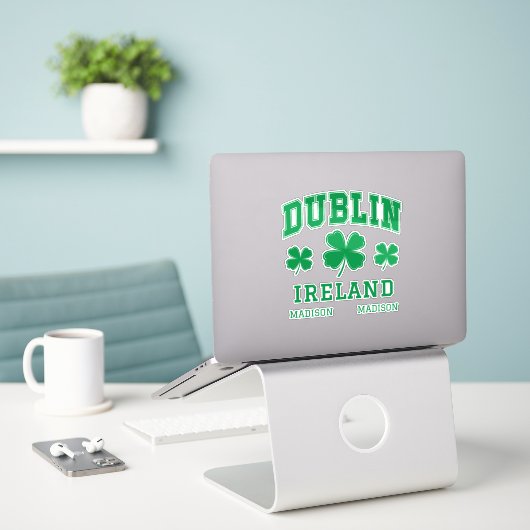 Aangepaste naam Dublin Ierland Sticker (Laptop op bureau)