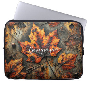 Aangepaste naam Grungy Autumnal Industrial Leaves Laptop Sleeve