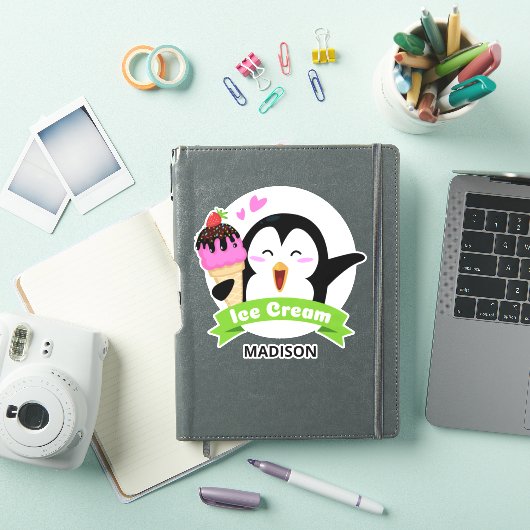 Aangepaste naam Ice Cream Penguin Sticker (iPad Cover)