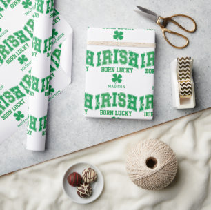 Aangepaste naam Irish Born Lucky Cadeaupapier