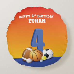Aangepaste naam jongen 4th Birthday Sports Balls R Rond Kussen