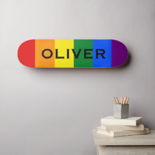 Aangepaste naam kleurrijke LGBTQ Rainbow Gay Pride Skateboard