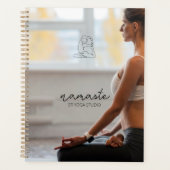 Aangepaste naam Minimalist Yoga Studio Planner (Voorkant)