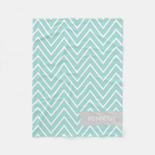 Aangepaste naam Mint Green Gray Chevron Pattern Fleece Deken