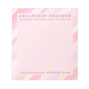 Aangepaste naam modern grappig pastel roze perzik notitieblok