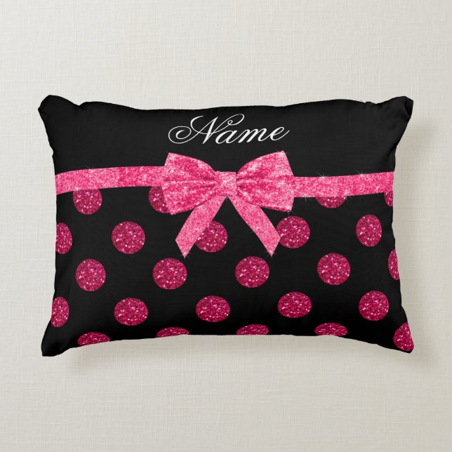 Aangepaste naam ophef roze glitter polka stips bow accent kussen (Voorkant)
